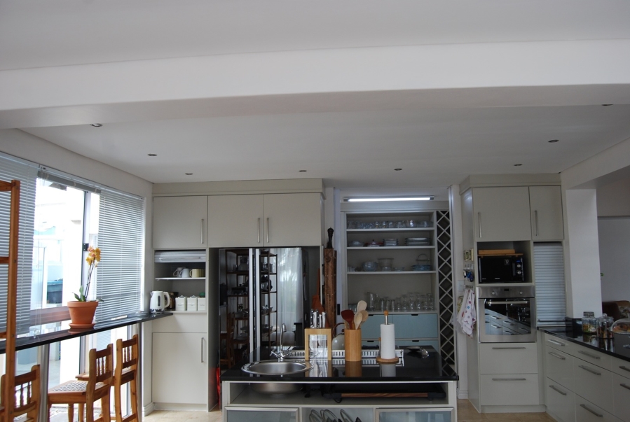 5 Bedroom Property for Sale in Country Club Western Cape